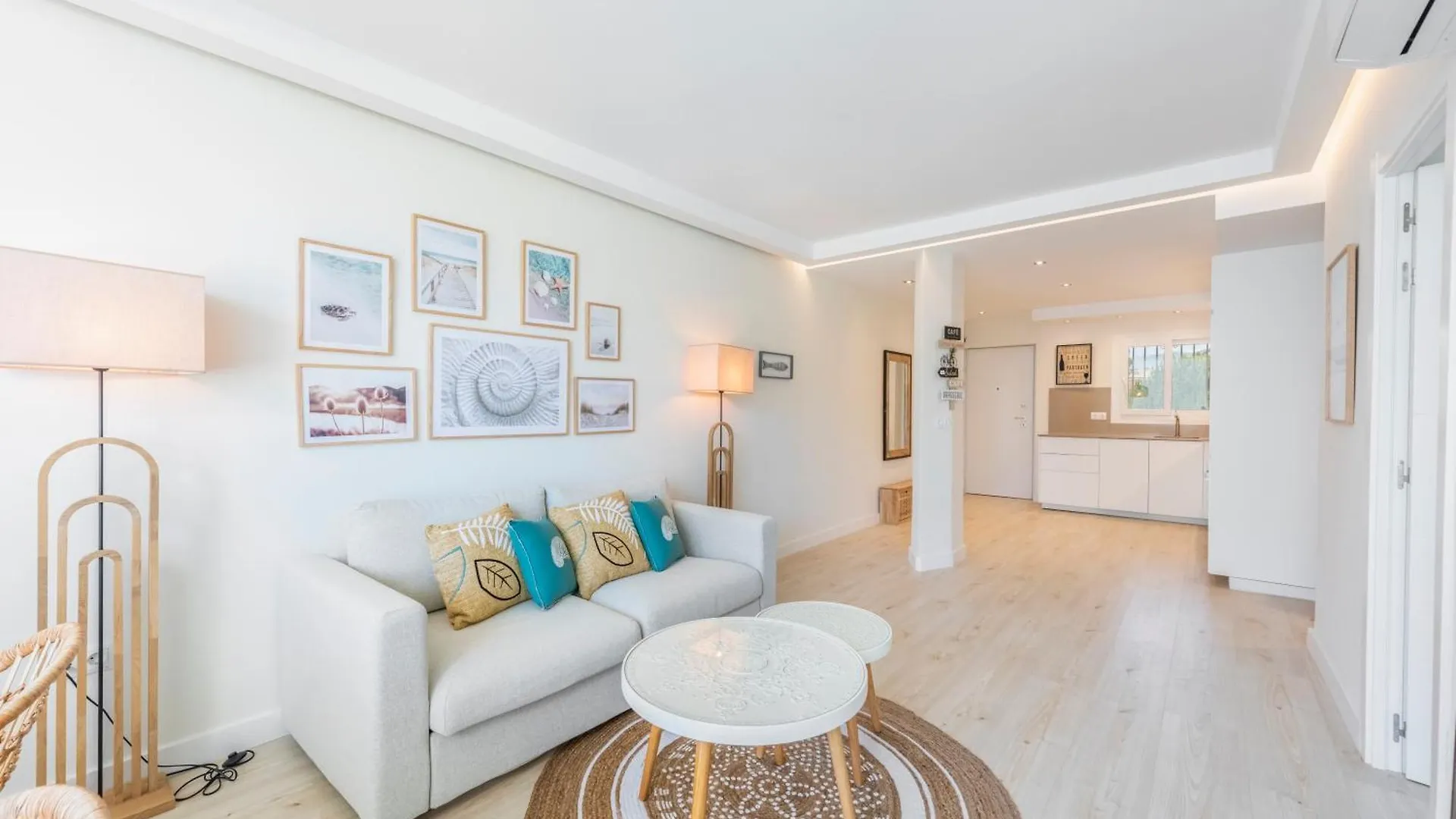 Beach Apartment In Golden Mile / Puerto Banus Marbella