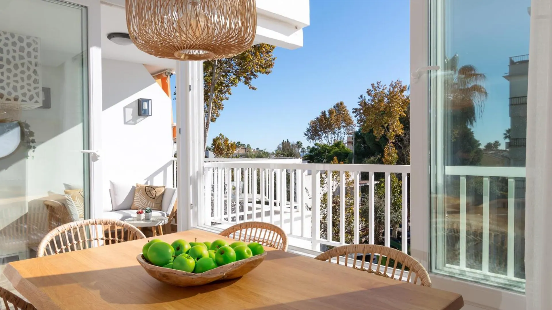 Beach Apartment In Golden Mile / Puerto Banus Marbella